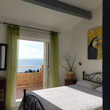 Bellevue Bed and Breakfast *